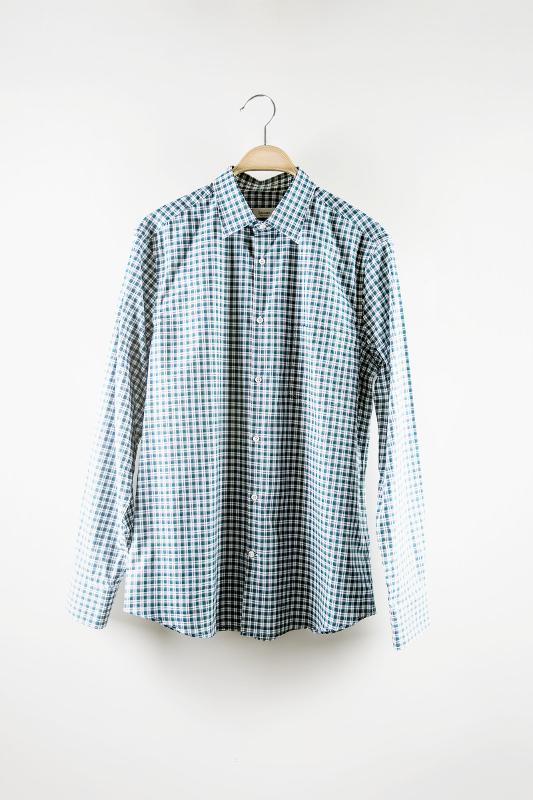 Camicia collo all'italiana